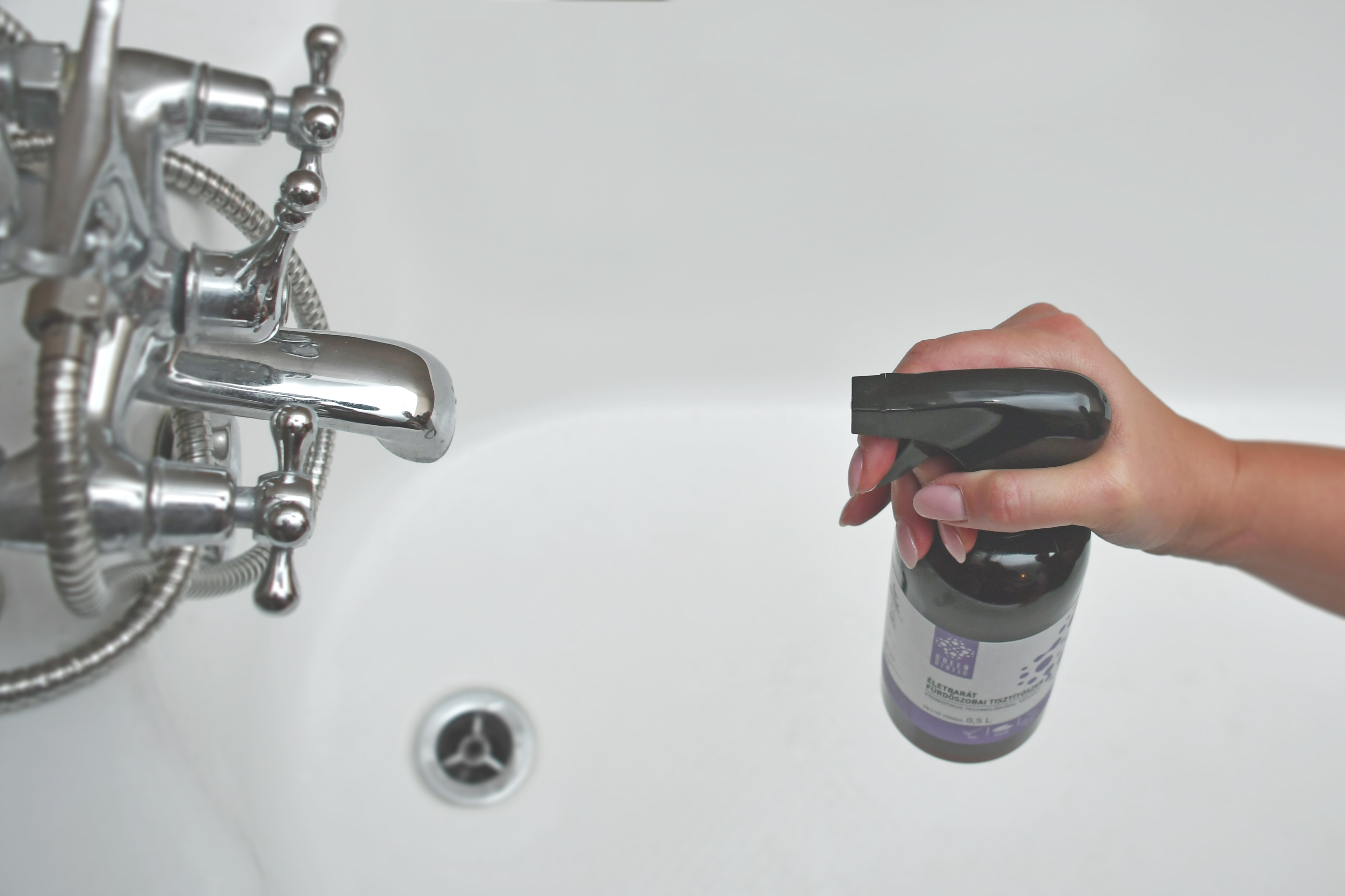 2016_image_fotok_01 csapos fürdőszobai tisztítószer